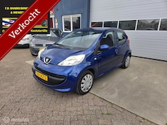 Peugeot 107 - 1.0-12V XR