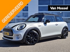 MINI 3-Deurs - 1.5 Cooper Chili Business | Panoramadak | LED | Parkeersensoren Achter | 17'' LMV | Naviga