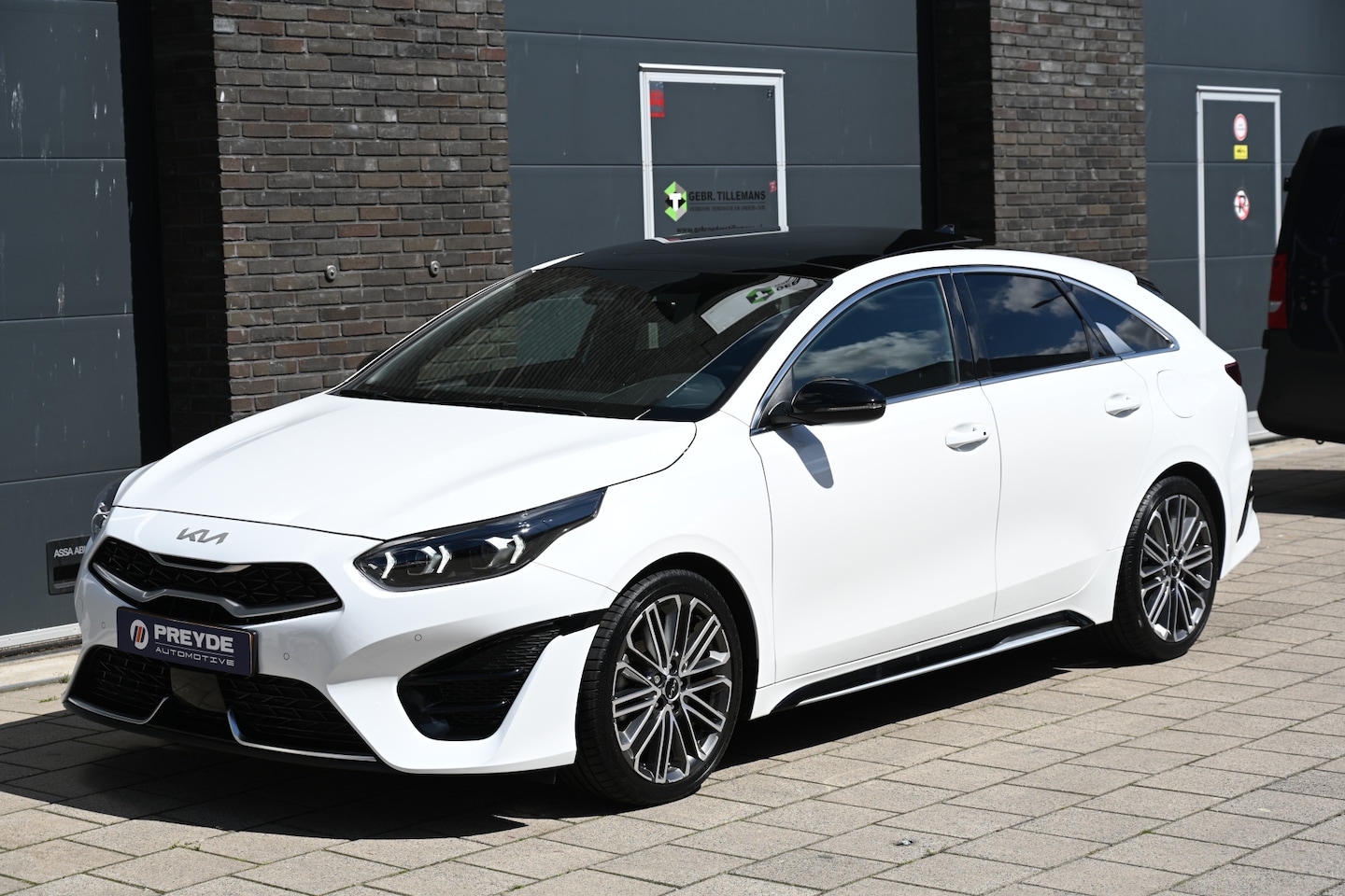 Kia Pro cee'd - 1.5 T-GDi GT-PlusLine Panoramadak, Automaat, JBL, Vol! - AutoWereld.nl