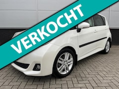 Toyota Verso S - 1.3 VVT-i Dynamic Automaat - clima - panorama - sensoren - privacy glass - armsteun - NAP