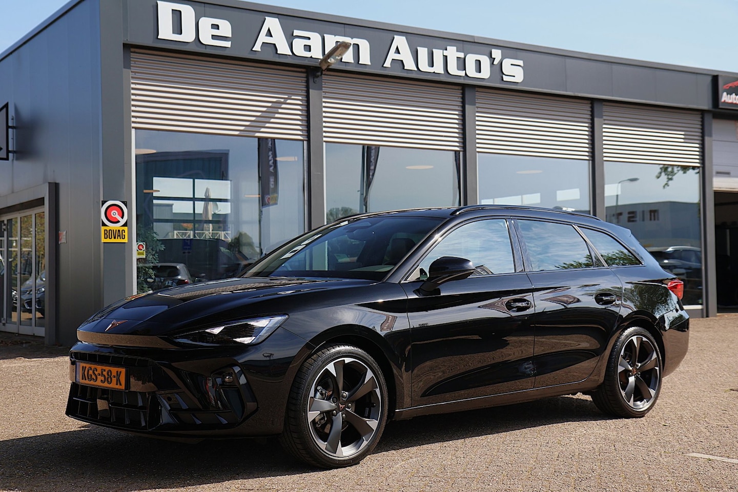CUPRA Leon Sportstourer - Cupra 1.5 E-tsi word verwacht elektrische trekhaak - AutoWereld.nl