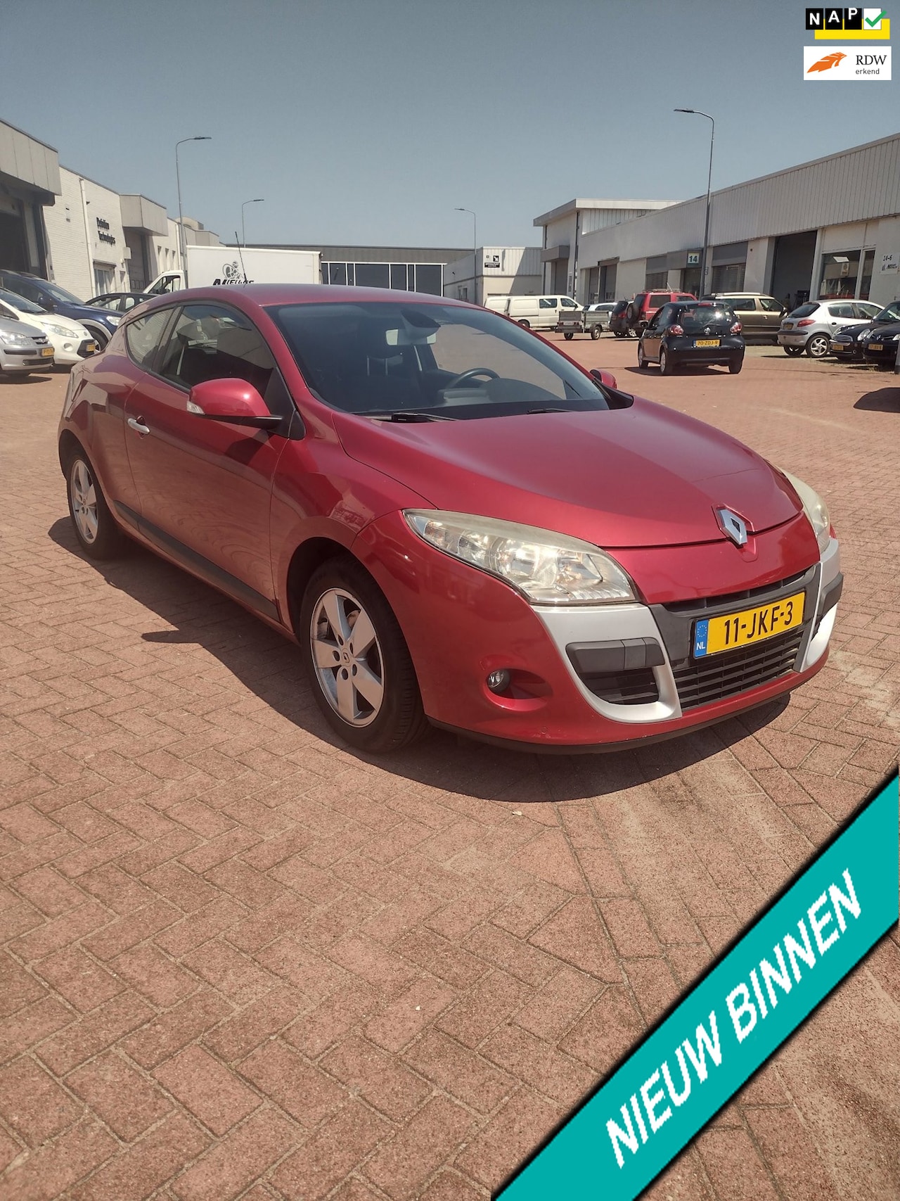 Renault Mégane Coupé - 2.0 Dynamique MOOIE AUTO BEL 0619590613 AUTOMAAT APK NIEUWEN - AutoWereld.nl