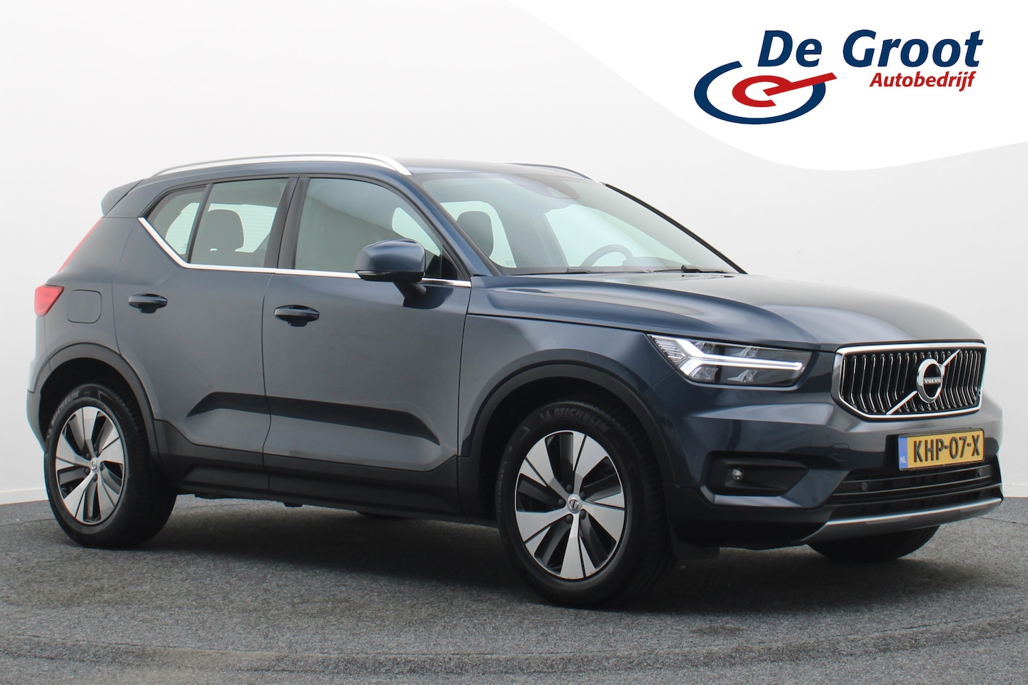 Volvo XC40 - 1.5 T5 Recharge Inscription Expression Virtual Cockpit, Cruise, Apple Carplay, Rijstrookse - AutoWereld.nl