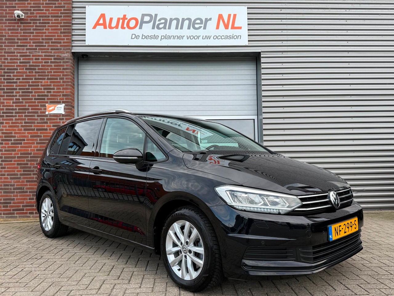 Volkswagen Touran - 1.2 TSI Highline! Cruise! Navi! 7-Pers.! - AutoWereld.nl