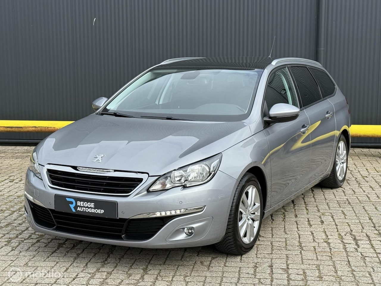 Peugeot 308 SW - 1.2 PureTech Allure Distributieriem vervangen - AutoWereld.nl