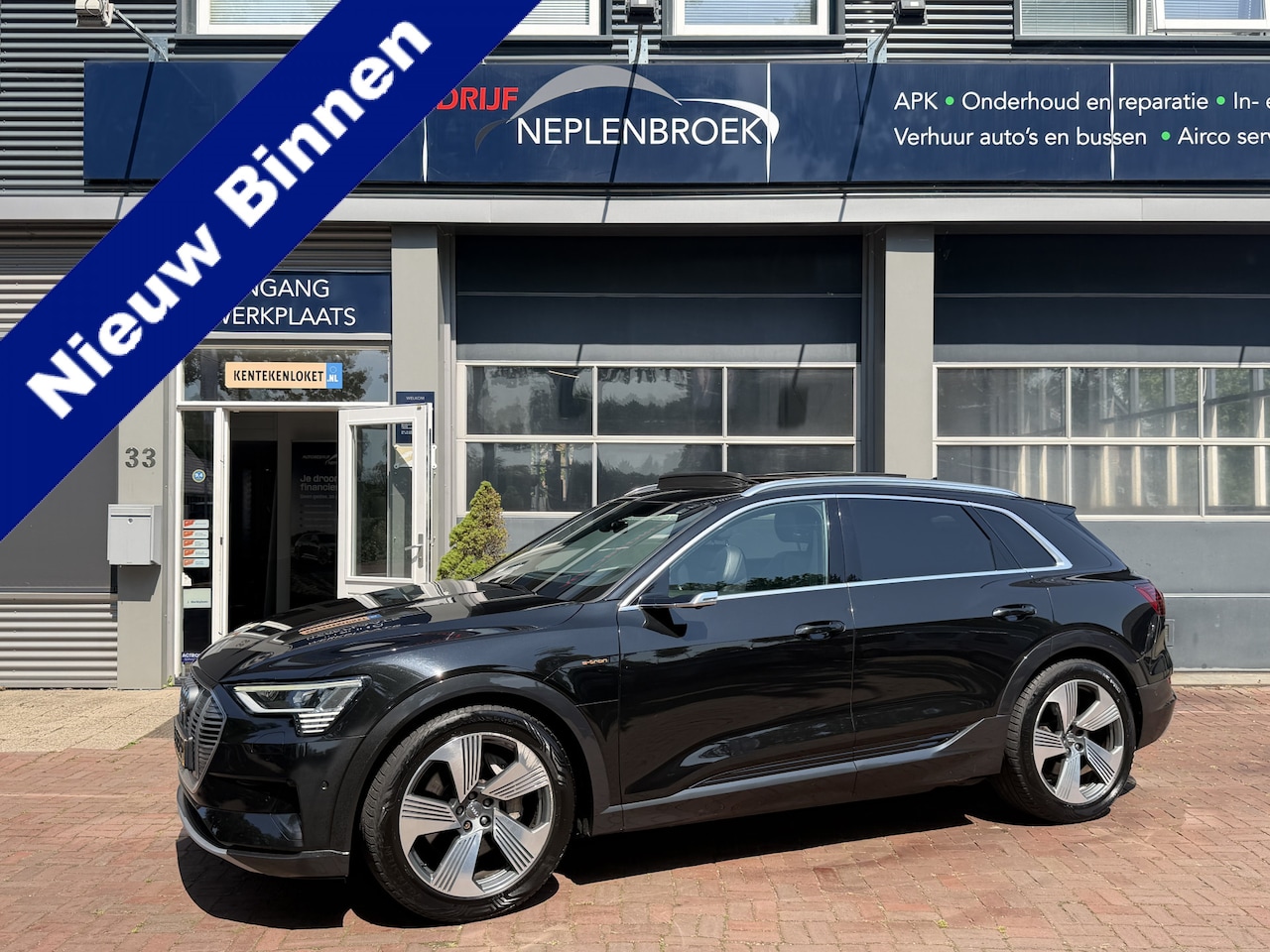 Audi e-tron - e-tron 55 quattro advanced 95 kWh Panodak,Trekhaak,Navi,Clima 408pk Dealer onderhouden - AutoWereld.nl