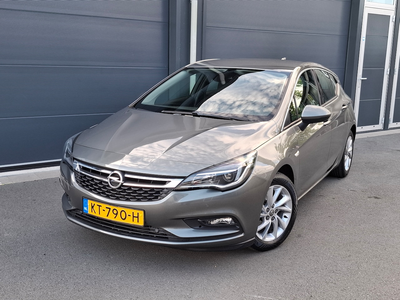 Opel Astra - 1.4 Innovation - AutoWereld.nl