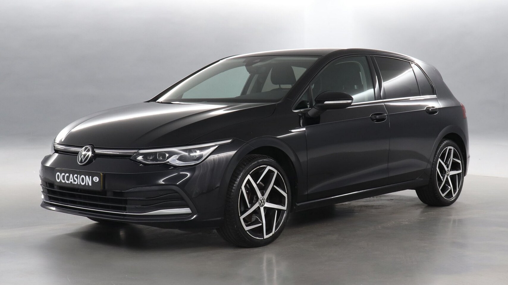 Volkswagen Golf - 1.5 eTSI 150pk Style DSG / Navigatie / Stoelverwarming / IQ Light / Camera - AutoWereld.nl