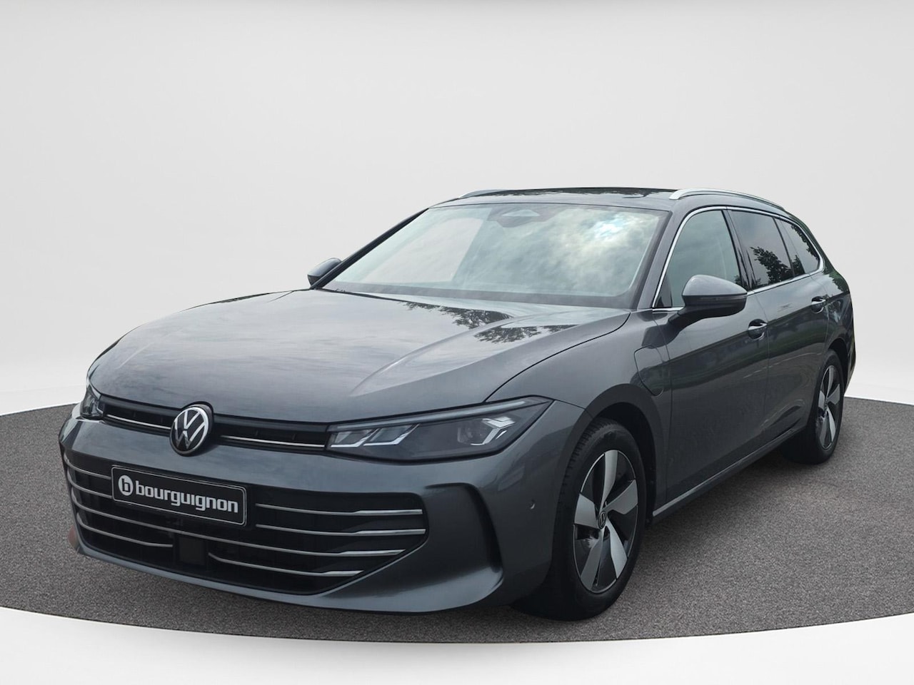 Volkswagen Passat Variant - 1.5 eHybrid Business | 204Pk | Trekhaak | A.Camera| LED | Side Assist | - AutoWereld.nl