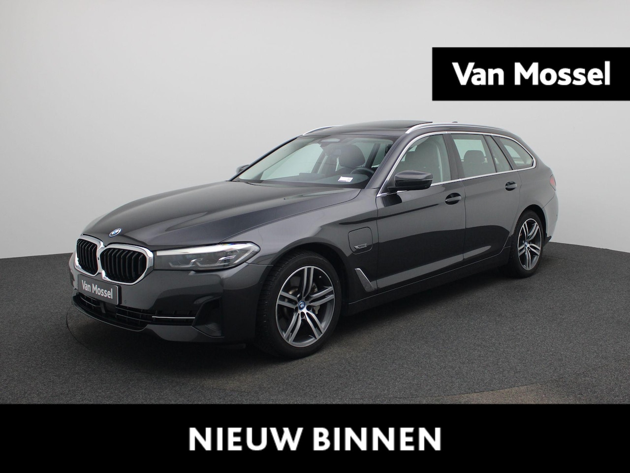 BMW 5-serie Touring - 520e Business Edition Plus | Automaat | Panoramadak | CoPilot Pack | Apple Carplay / Andro - AutoWereld.nl