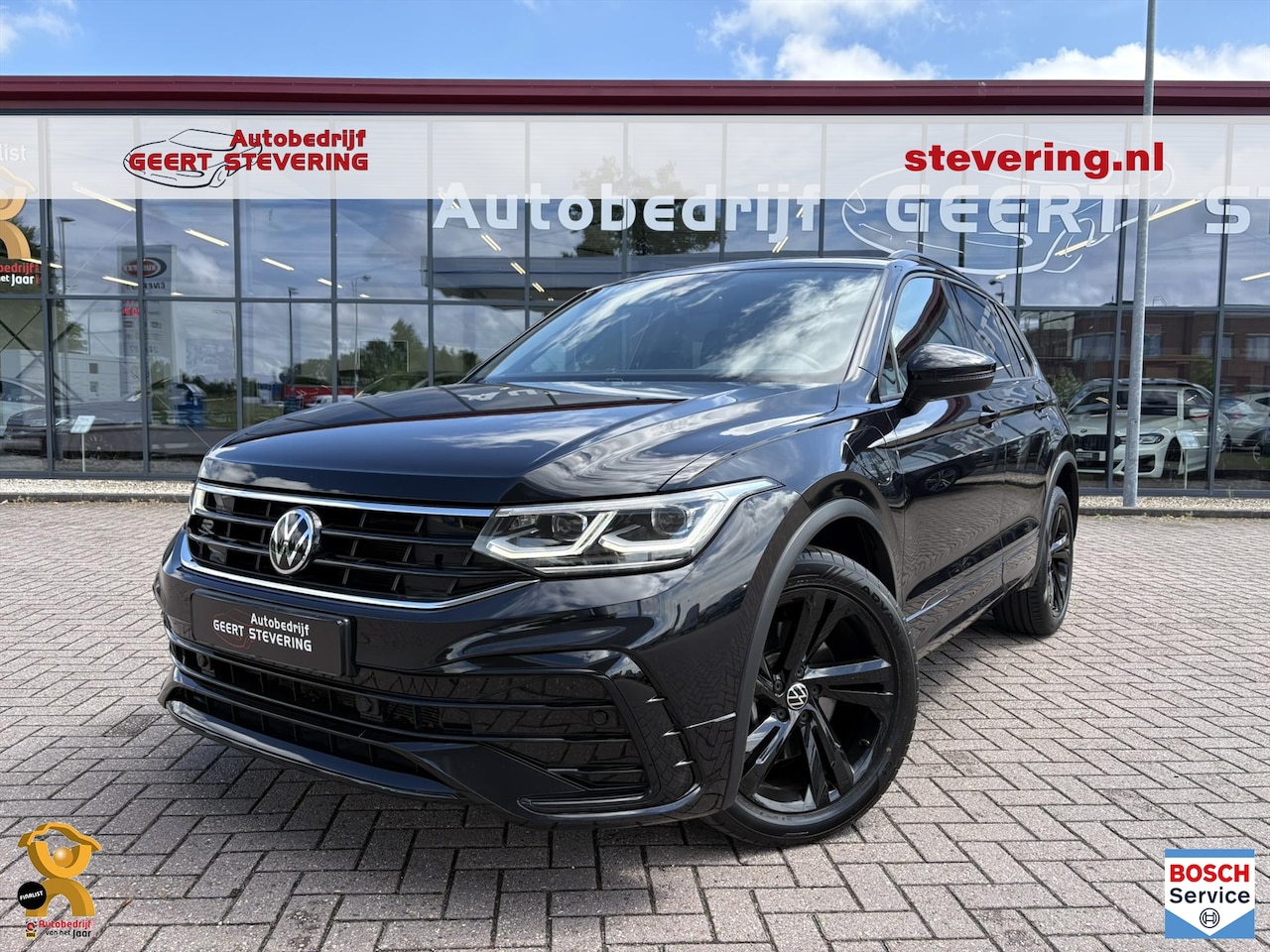 Volkswagen Tiguan - 1.4 TSI eHybrid 245pk DSG R-Line / Black Style / IQ-Light - AutoWereld.nl