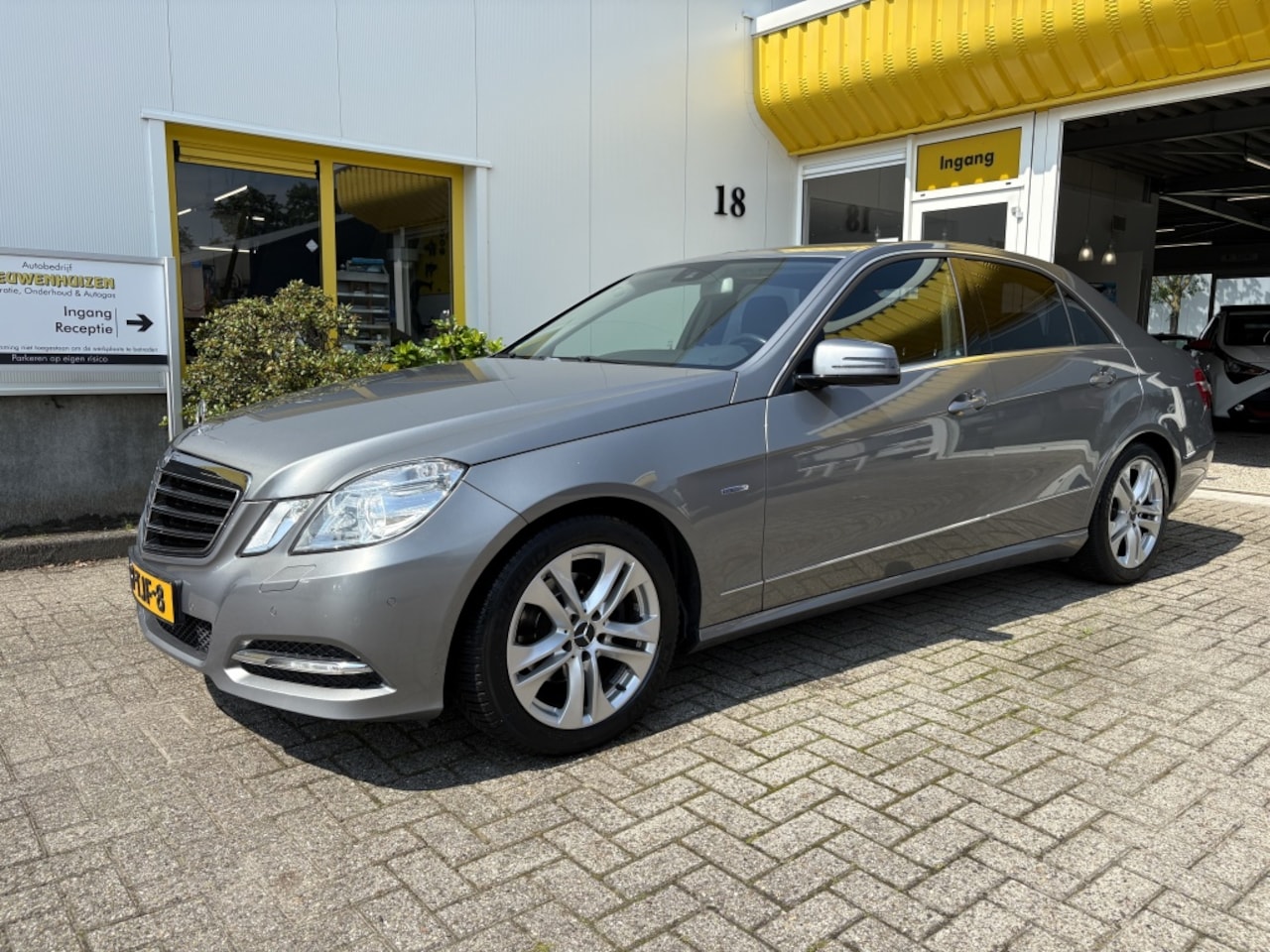 Mercedes-Benz E-klasse - 200 CGI Bns Cl. Av.g - AutoWereld.nl