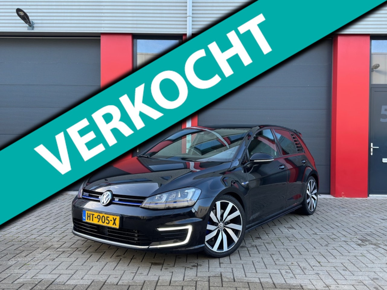 Volkswagen Golf - 1.4 TSI GTE , Full Option , Leder , Keyless , ACC , Pano