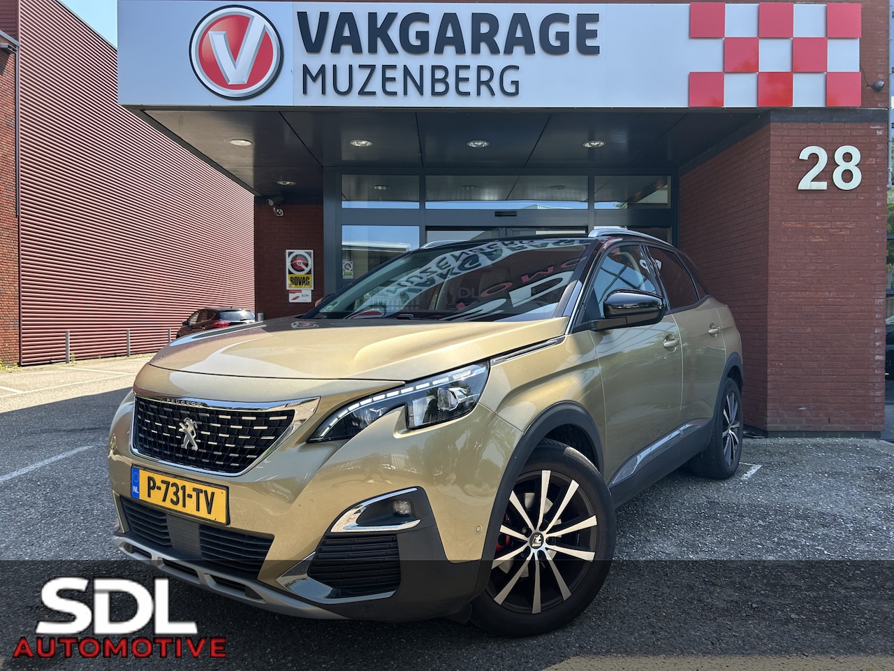 Peugeot 3008 - 1.2 PureTech Première // LED // FOCAL AUDIO // HALF-LEDER // APPLE CARPLAY / ANDROID AUTO - AutoWereld.nl