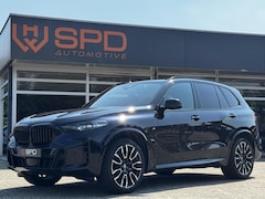 BMW X5 - xDrive30d M-Sport|Matrix|21"|286PK|Leder|Memory|6Cilinder