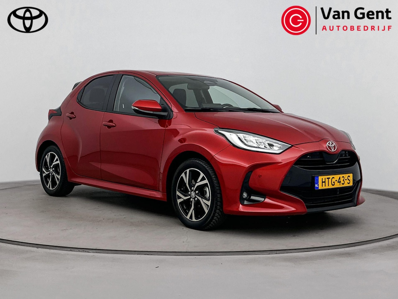 Toyota Yaris - 1.5 Hybrid 115 Dynamic | Apple Carplay / Android Auto | Dodehoek detectie | Parkeersensore - AutoWereld.nl