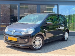Volkswagen Up! - 1.0 high up BlueMotion | Airco | Centrale vergrendeling | Lm velgen |