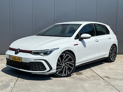 Volkswagen Golf - 2.0 TSI GTI 245PK | 19' LMV | Achteruitrijcamera | Climate Control | Keyless | LED | Navig