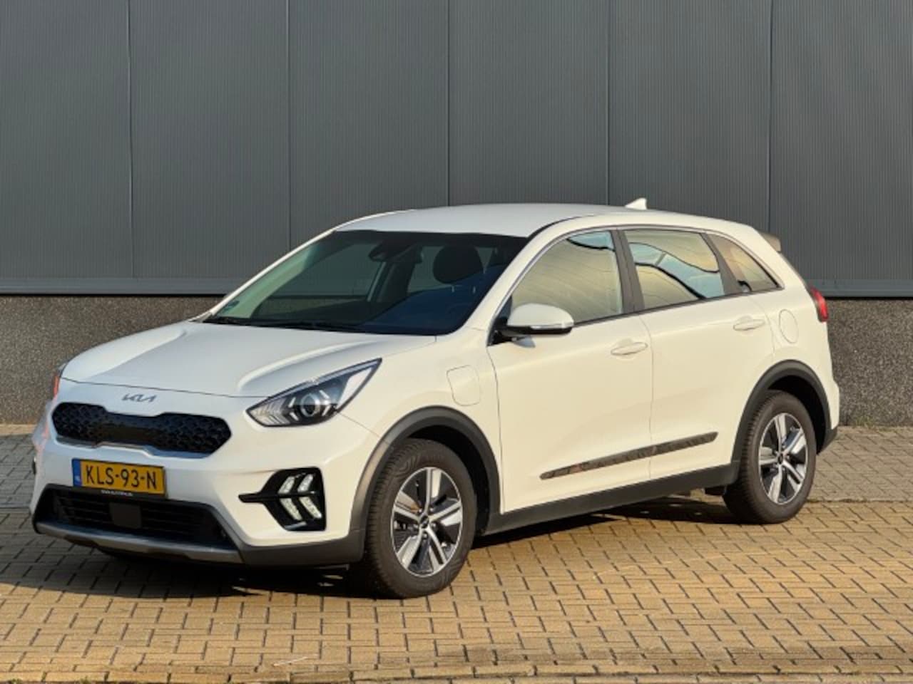 Kia Niro - 1.6 GDi PHEV Plug in, DynamicLine - AutoWereld.nl