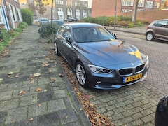 BMW 3-serie - 320i EfficientDynamics Edition High Executive BMW 3-Serie 320i High Executive | Leder | HUD | LED | 360°