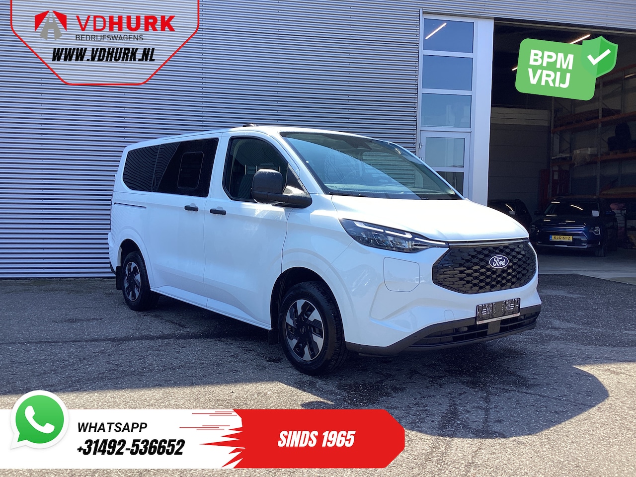Ford Transit Custom - E-Transit Kombi Trend 71kWh 360 km WLTP LED/Standkachel/ Stoelverw./ Stuurverw./ Carplay/ - AutoWereld.nl