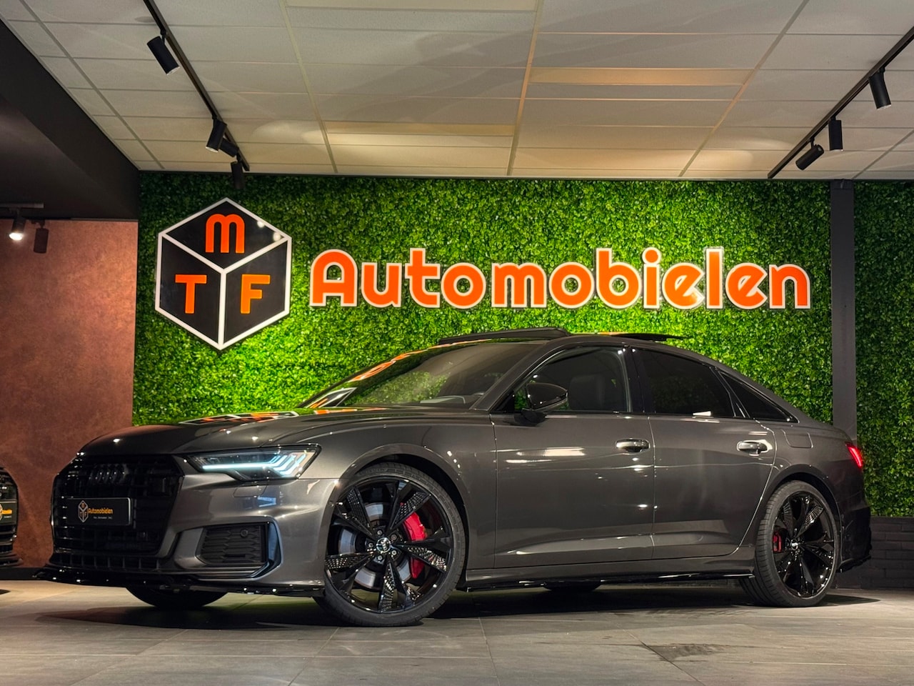 Audi A6 Limousine - 55 TFSI e QUATTRO 3x S-LINE 367PK|PANO|MATRIX|NACHTZICHT|BOMVOL! - AutoWereld.nl