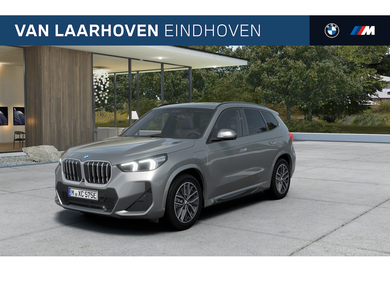 BMW X1 - xDrive25e M Sport Automaat / Trekhaak / Panoramadak / Sportstoelen / Comfort Access / Acht - AutoWereld.nl