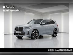 BMW X3 - 30e xDrive M-Sport Pro | Panorama | 20" | Trekhaak | Verwacht aug