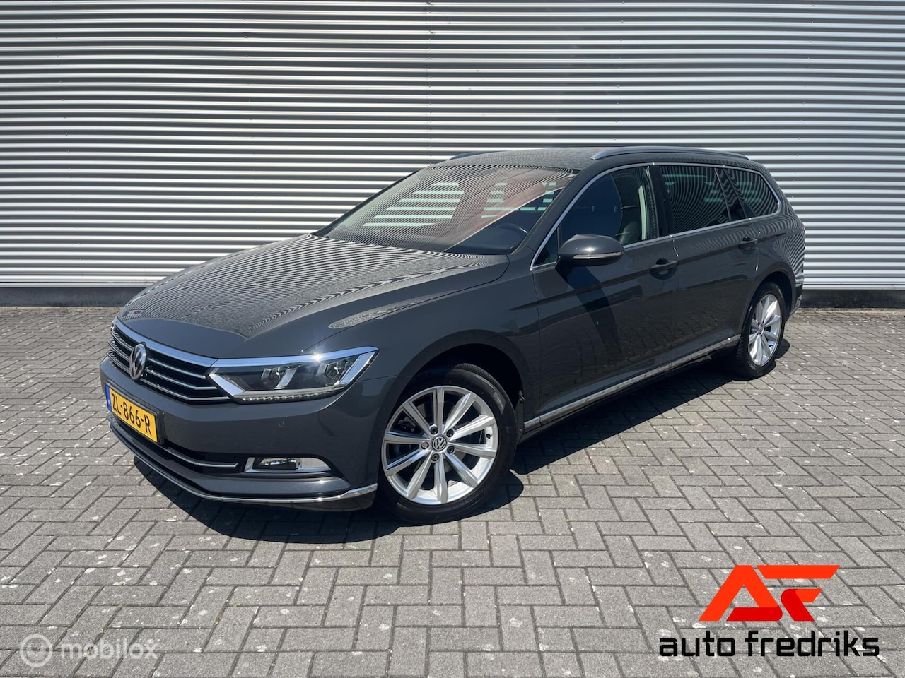Volkswagen Passat Variant - 1.5 TSI Highline 1.5 TSI Highline - AutoWereld.nl