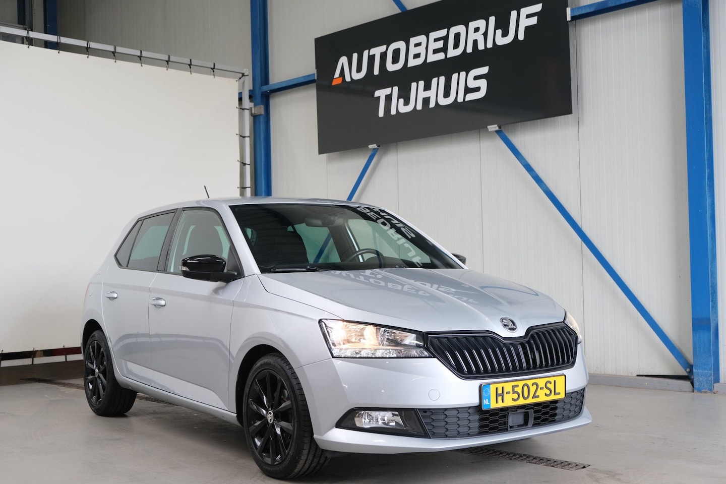 Skoda Fabia - 1.0 TSI Sport business - N.A.P. Airco, Cruise, PDC, Carplay. - AutoWereld.nl