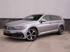 Volkswagen Passat Variant - 1.4 TSI PHEV GTE Business | Pano | Elek. Trekhaak | Carplay | LED | Camera | Navi | Alcant
