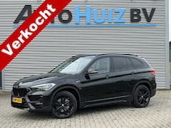 BMW X1 - xDrive25e Executive LED Carplay Achteruitrijcamera Trekhaak Stoelverwarming DAB