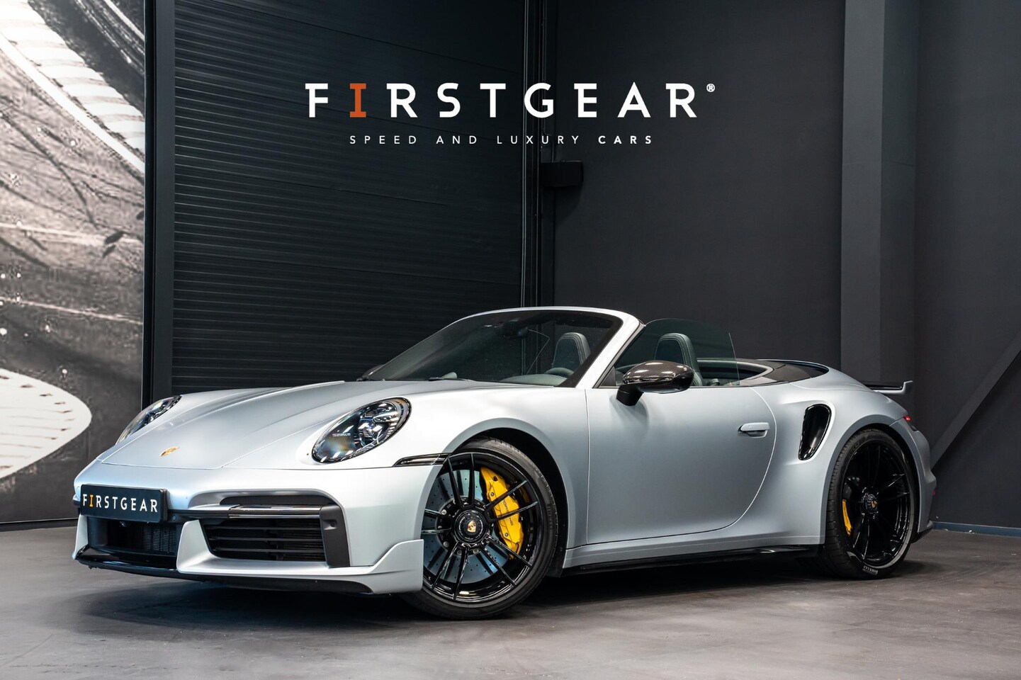 Porsche 911 Cabrio - 3.8 Turbo S *Keramisch / Vierwielbesturing / BOSE / In- Exterieur Carbon / PASM* - AutoWereld.nl