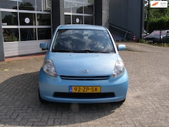 Daihatsu Sirion 2 - 1.3-16V Comfort met trekhaak