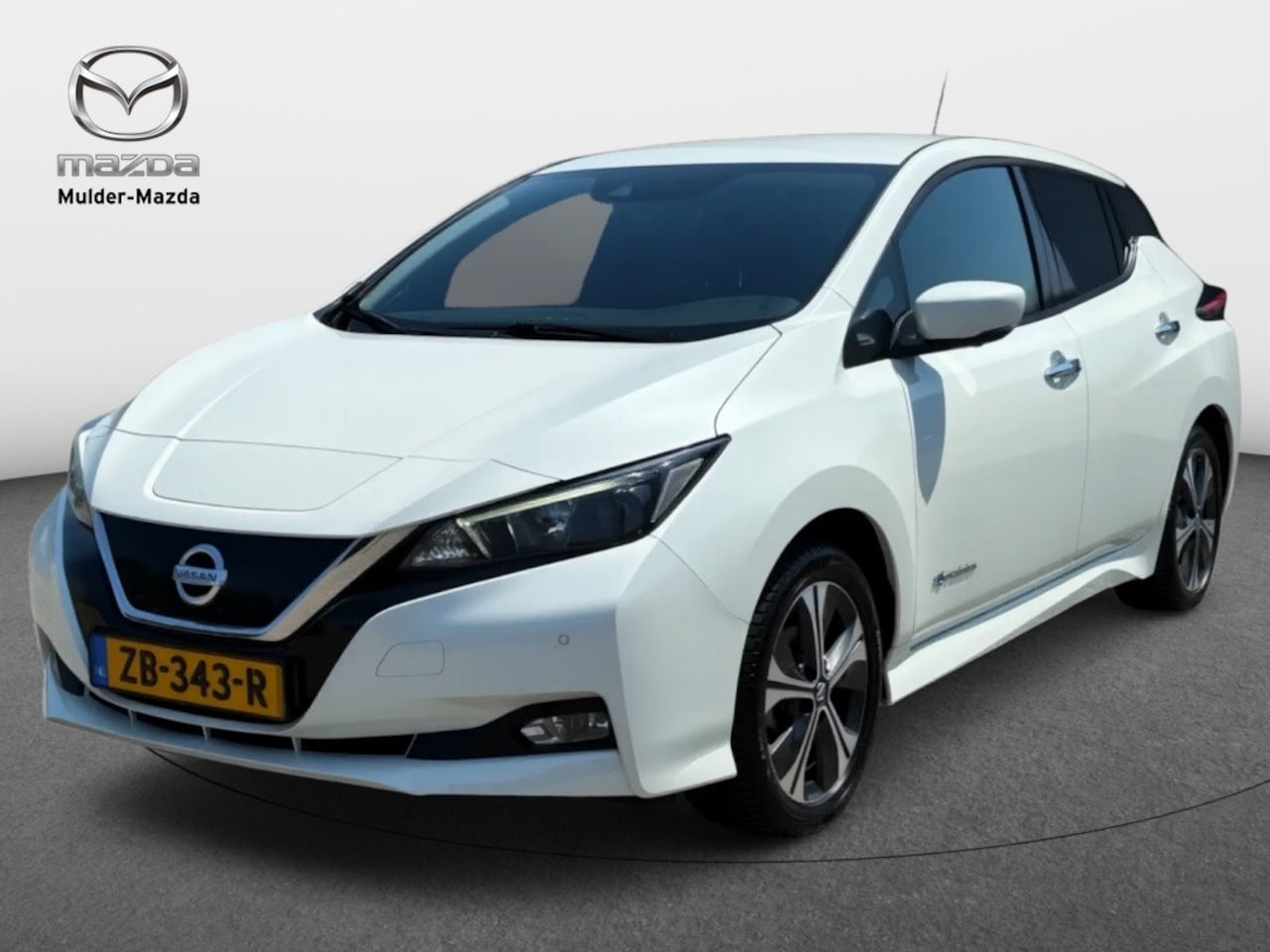 Nissan LEAF - N-Connecta 40 kWh | Adaptive cruise | 360cam | metallic - AutoWereld.nl