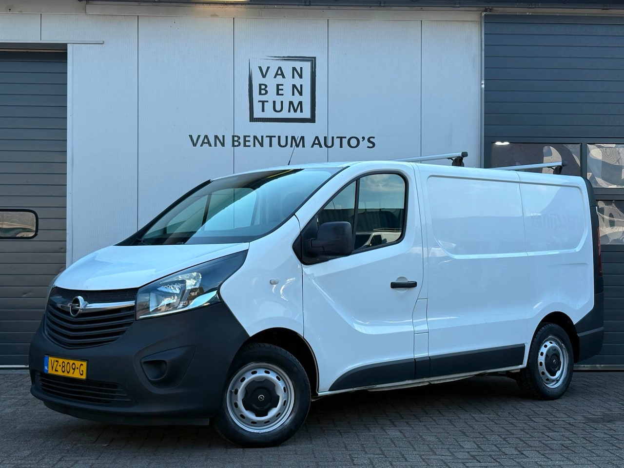 Opel Vivaro - 1.6CDTI 120pk Edition Airco Cruise 3-pers. - AutoWereld.nl
