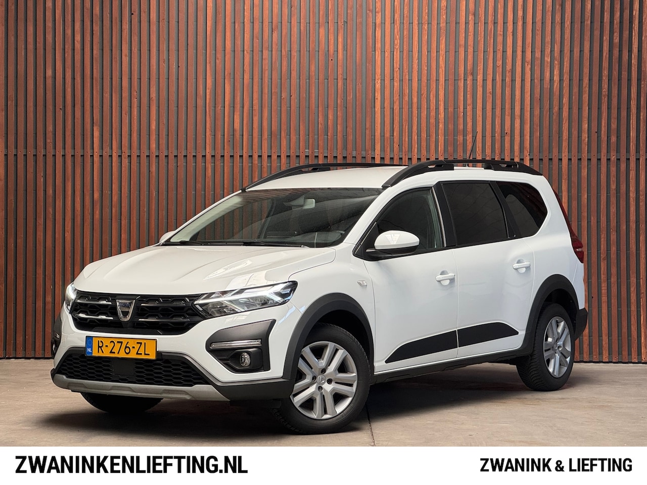 Dacia Jogger - 1.0 TCe Comfort 5p. NAP Airco-Cruise-Carplay-Pdc-1e Eig.! - AutoWereld.nl