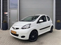 Toyota Aygo - 1.0-12V Access/77.000 NAP/Airco/5 deurs/Top staat/