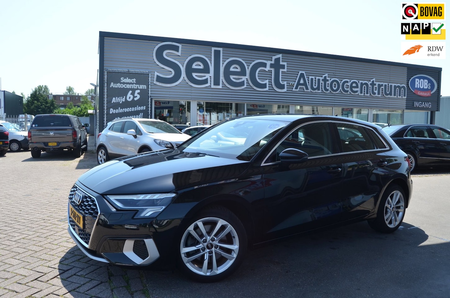 Audi A3 Sportback - 30 TFSI Business edition| AUTOMAAT|SPORTINT|NAVI|NW MODEL - AutoWereld.nl