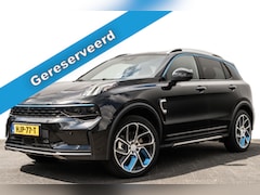 Lynk & Co 01 - 1.5 Plug-in Hybrid 262 Pk I Zwarte hemel I Panoramadak | Stuurverw. | 360 Camera | 20 inch