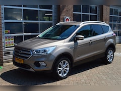 Ford Kuga - 1.5 EcoB. Vignale, AWD, Navigatie, Camera, Cruise controle