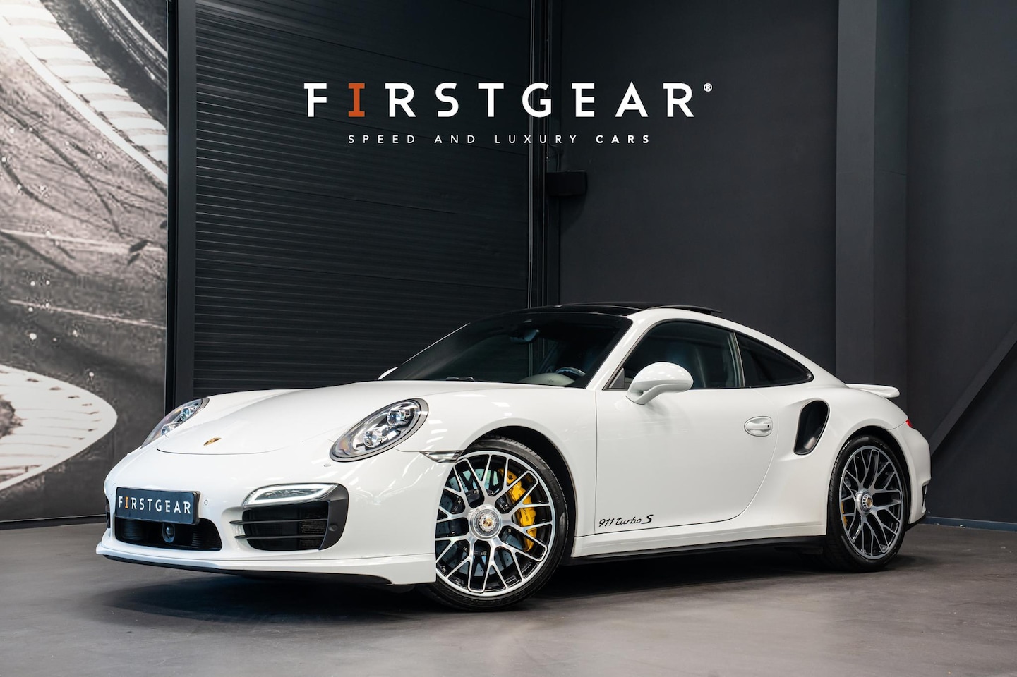 Porsche 911 - 3.8 Turbo S *Keramisch / Schuif- kanteldak / Carbon / 18-wegs stoelen (memory) / BOSE / St - AutoWereld.nl