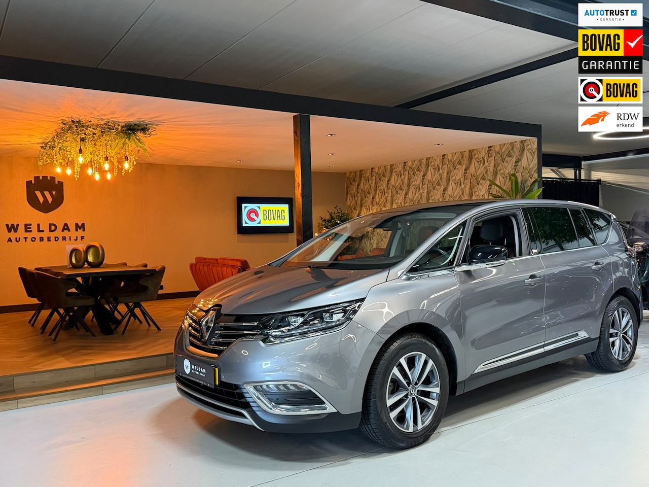 Renault Espace - 1.8 TCe Initiale Paris 7P.|Trekhaak|Pano|Head-Up|Adaptieve Cruise|Camera|Lane Assist|Leder - AutoWereld.nl