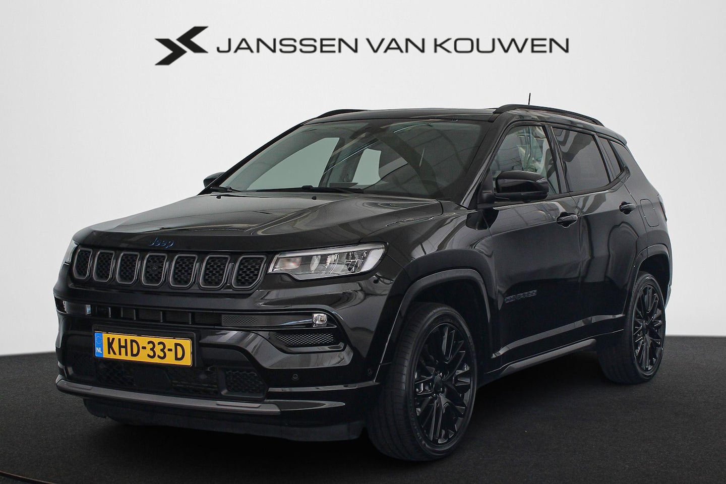 Jeep Compass - 4xe 240 Plug-in Hybrid Electric S Panoramadak Memory Keyless 360 Camera - AutoWereld.nl