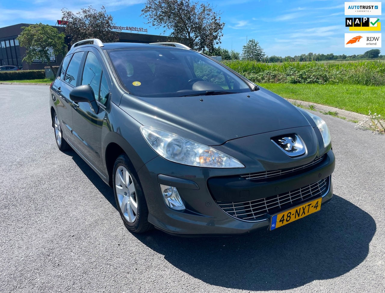 Peugeot 308 SW - 1.6 VTi X-Line 5pers, Trekhaak, Panorama-dak, Pdc, Cruise/Climate control, Elektr ramen, G - AutoWereld.nl