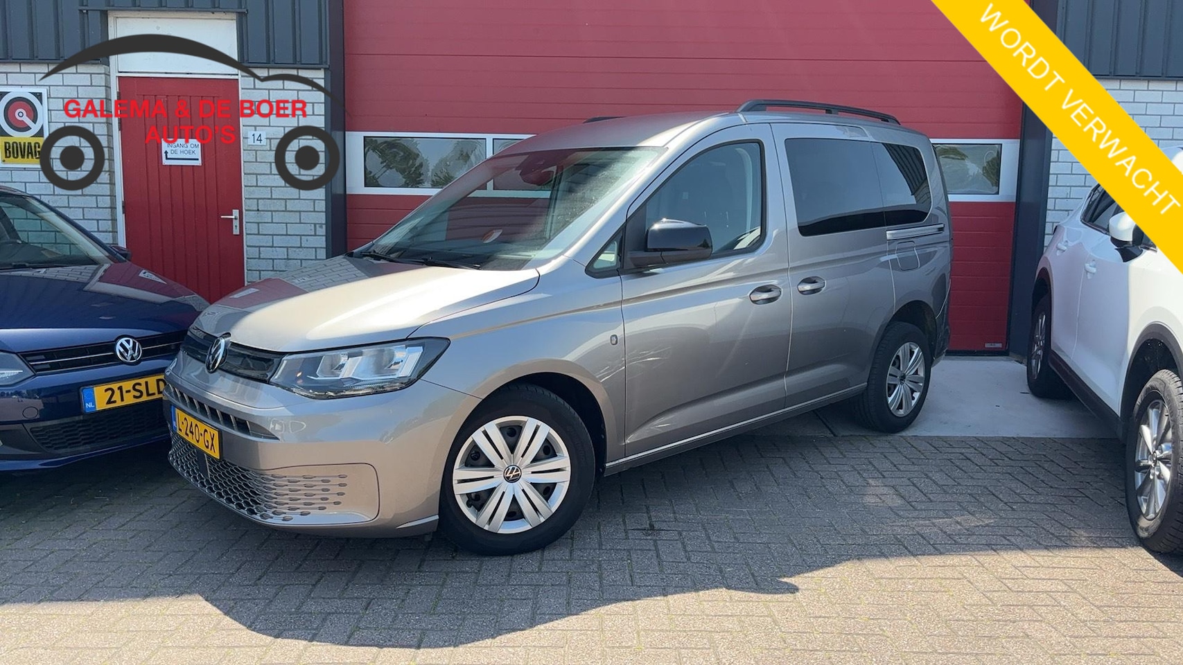 Volkswagen Caddy - 1.5 TSI 5p AUTOMAAT / NAVI / AIRCO / PDC / ACC / CARPLAY / DAB+ - AutoWereld.nl