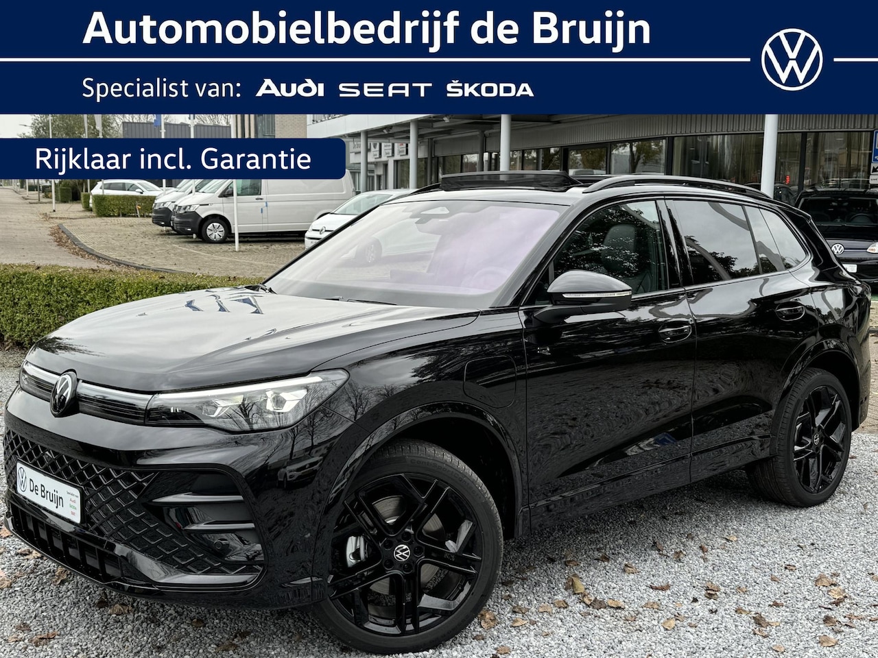 Volkswagen Tiguan - Hybrid 272pk DSG R-Line Blackstyle (Pano,Trekhaak,Harman,360,Headup) - AutoWereld.nl