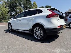 Volvo V40 Cross Country - V-40 - 1.5 T3 AUTOMAAT Polar+ Luxury
