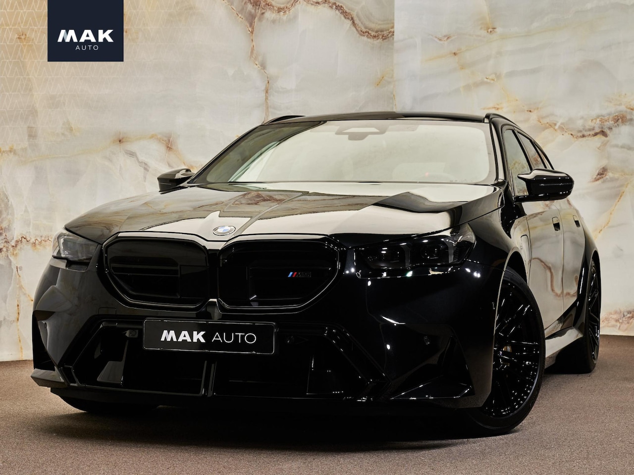BMW 5-serie Touring - M5 V8 M Hybrid , pano, Ultimate Package, carbon extr., B&W, ceramic, 21'', stl.ventilatie, - AutoWereld.nl