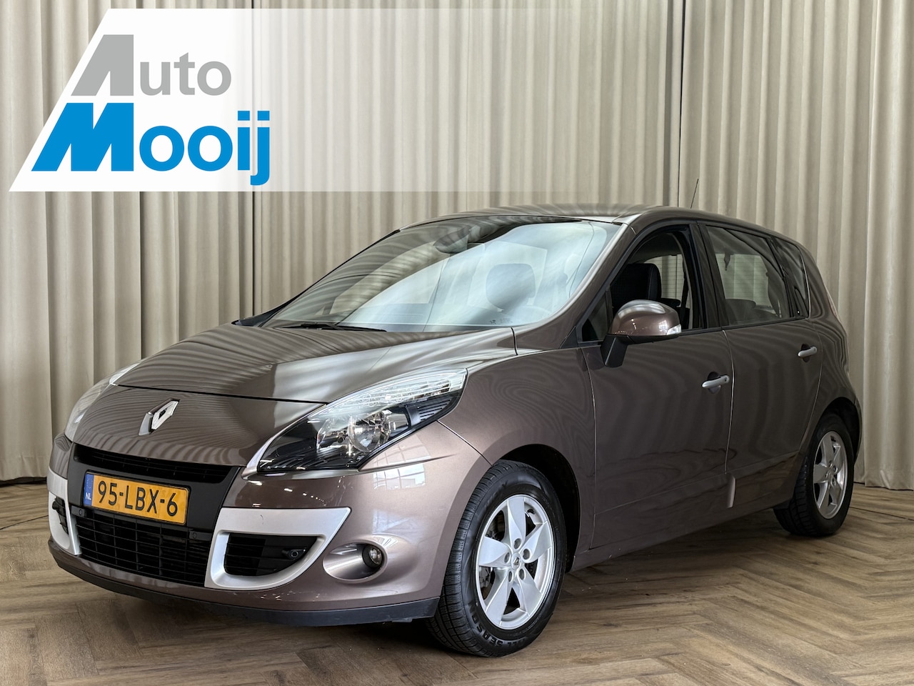 Renault Scénic - 1.4 TCE Dynamique Org.NL! / Trekhaak / Navigatie / Cruise Control / ECC Clima / PDC V7A / - AutoWereld.nl